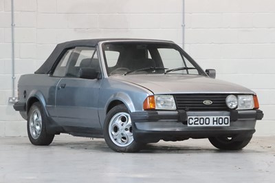 Lot 286 - 1985 Ford Escort 1.6i Cabriolet