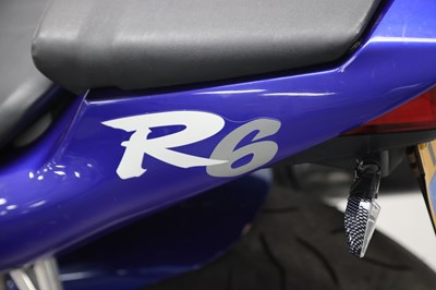 Lot 40 - 1999 Yamaha YZF-R6