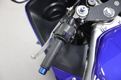 Lot 40 - 1999 Yamaha YZF-R6