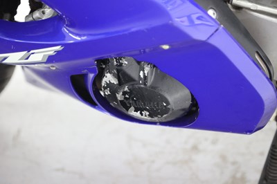 Lot 40 - 1999 Yamaha YZF-R6