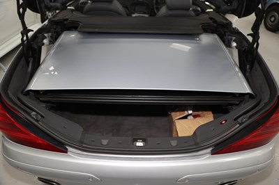 Lot 249 - 2005 Mercedes-Benz SL 350