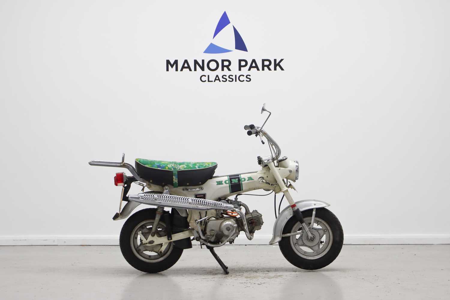 Lot 98 - 1975 Honda ST70 Lady Dax