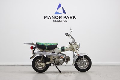 Lot 98 - 1975 Honda ST70 Lady Dax