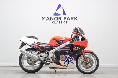 Lot 17 - 1988 Honda CBR400RR