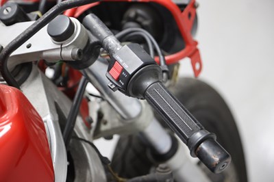 Lot 96 - 1986 Suzuki GSXR750F