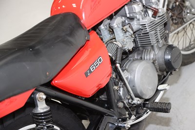 Lot 8 - 1979 Kawasaki Z650 B