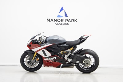 Lot 16 - 2024 Ducati Panigale V2 Superquadro Final Edition