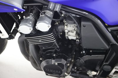 Lot 50 - 2002 Yamaha FZS600 Fazer
