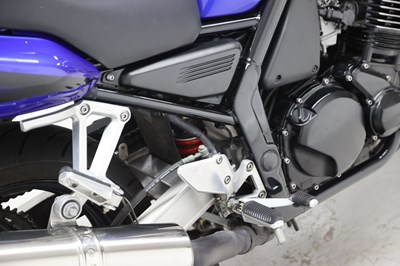 Lot 50 - 2002 Yamaha FZS600 Fazer