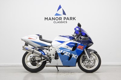 Lot 136 - 1998 Suzuki GSXR600 X SRAD