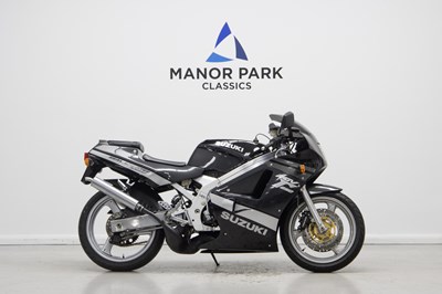 Lot 101 - 1989 Suzuki RGV250