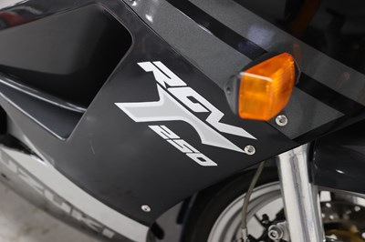 Lot 101 - 1989 Suzuki RGV250