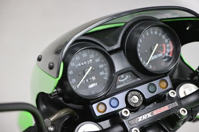 Lot 4 - 1999 Kawasaki ZRX400