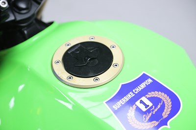 Lot 4 - 1999 Kawasaki ZRX400