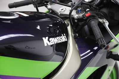 Lot 16 - 2002 Kawasaki ZX-9R Ninja