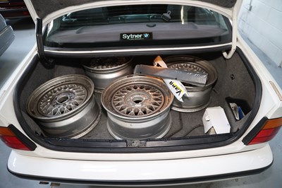 Lot 272 - 1991 BMW 535i Sport