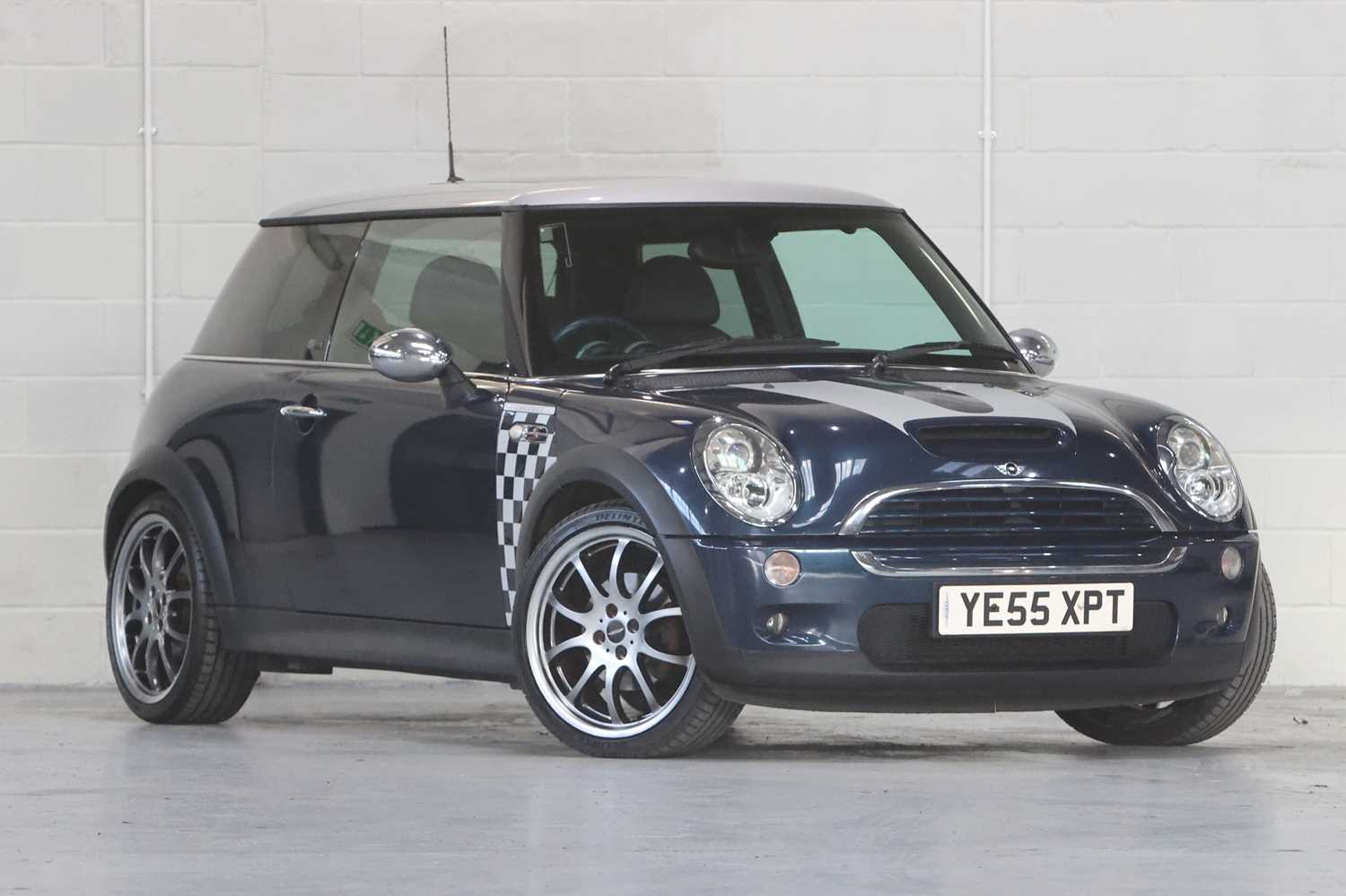 Lot 256 - 2005 Mini Cooper S Checkmate
