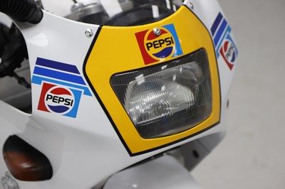 Lot 5 - 1989 Suzuki RGV250 VJ21