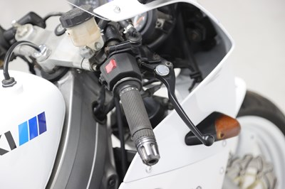 Lot 5 - 1989 Suzuki RGV250 VJ21