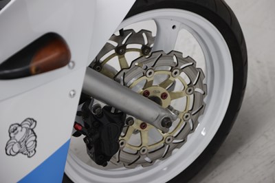 Lot 5 - 1989 Suzuki RGV250 VJ21
