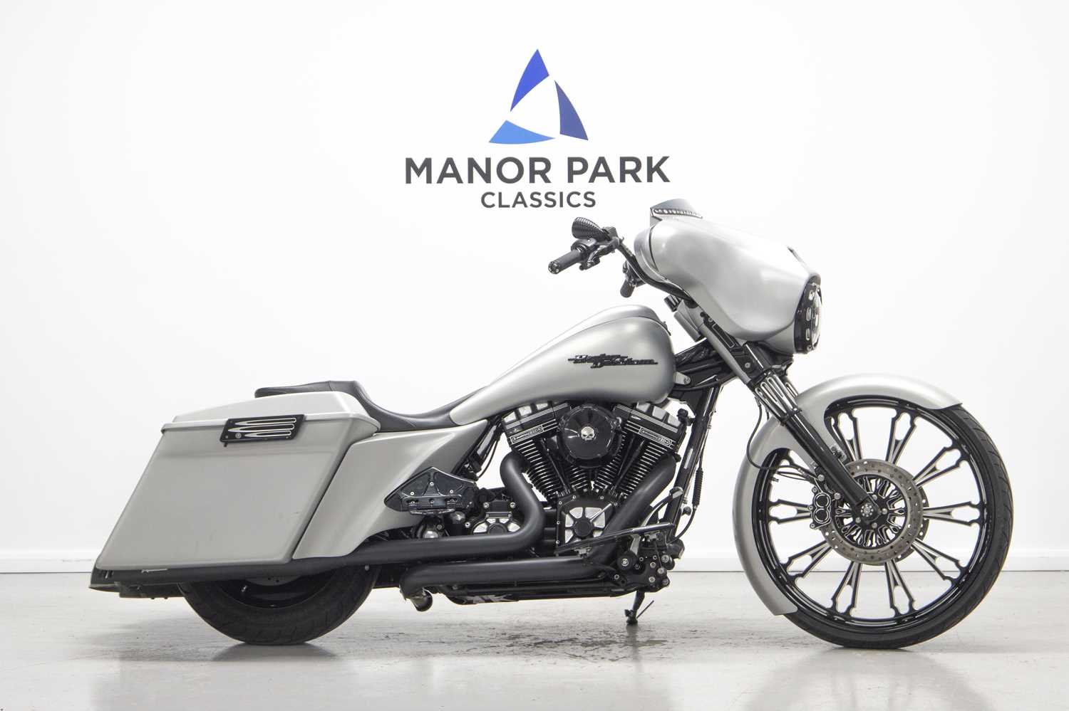 Lot 20 - 2009 Harley Davidson FLHX Street Glide