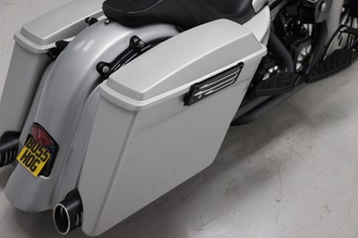 Lot 20 - 2009 Harley Davidson FLHX Street Glide
