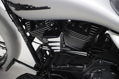 Lot 20 - 2009 Harley Davidson FLHX Street Glide