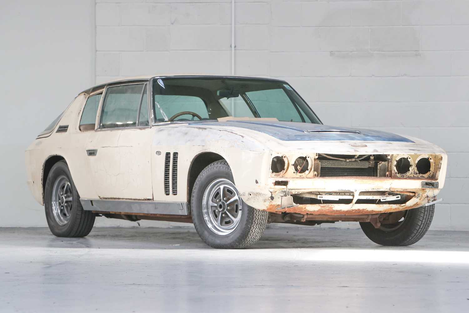 Lot 298 - 1969 Jensen FF
