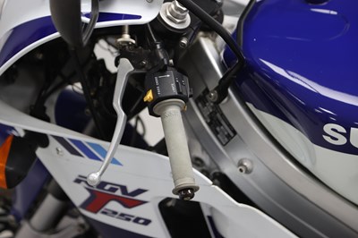 Lot 10 - 1991 Suzuki RGV250 VJ22