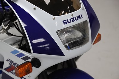 Lot 10 - 1991 Suzuki RGV250 VJ22