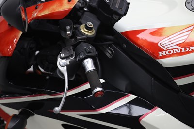 Lot 15 - 2005 Honda CBR1000RR Fireblade