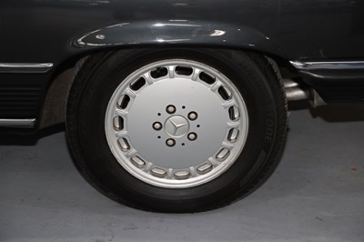 Lot 225 - 1989 Mercedes-Benz 300 SL