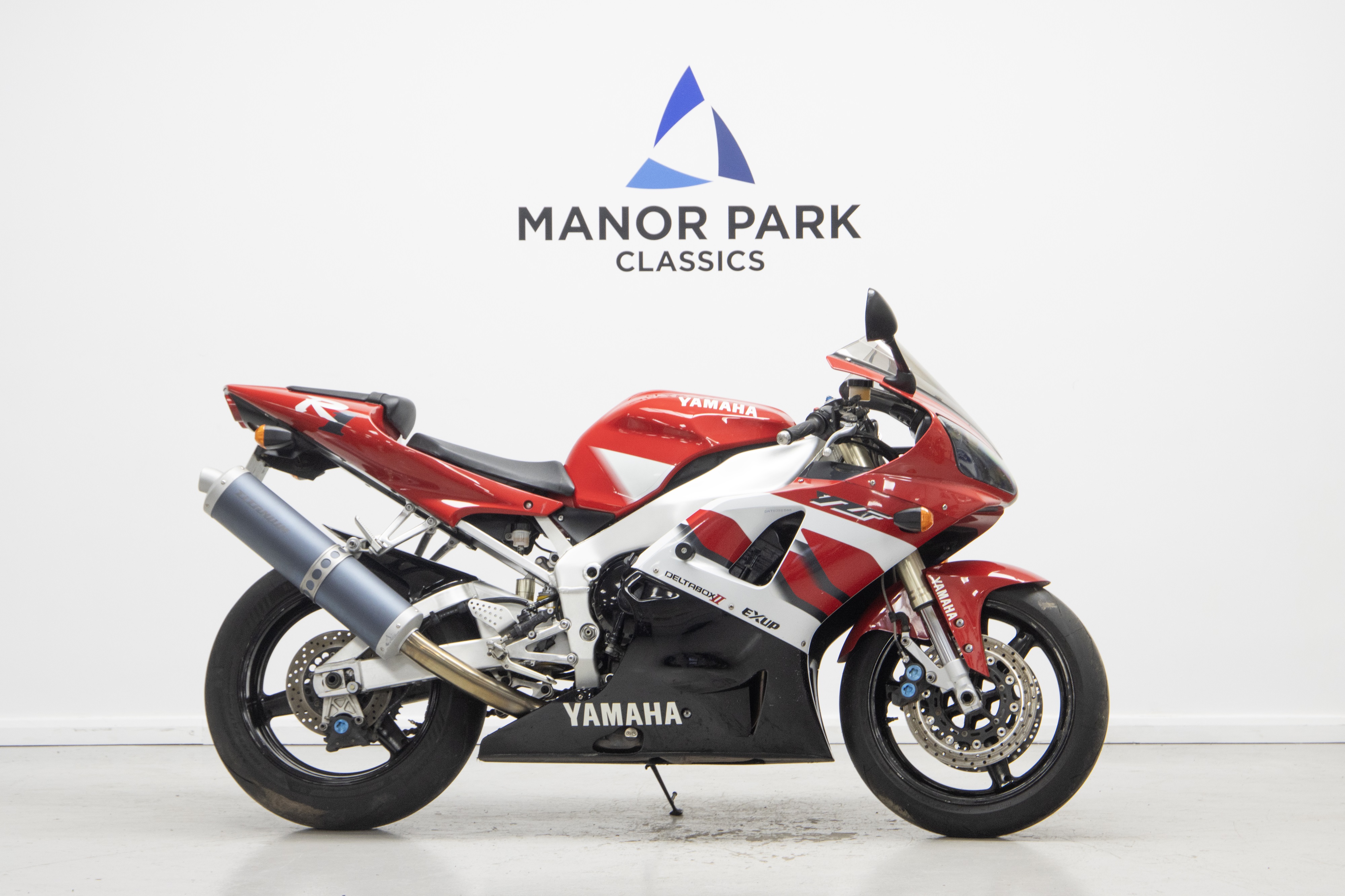 YAMAHA YZF-R1 5JJ 2000年式 サイドカウル 中古品 YAMAHA YZF-R1 5JJ 2000年式 サイドカウル 中古品