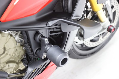 Lot 12 - 2021 Ducati Streetfighter V4 S
