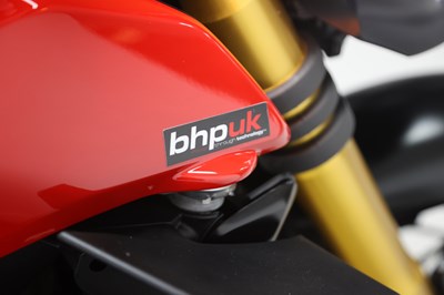 Lot 12 - 2021 Ducati Streetfighter V4 S