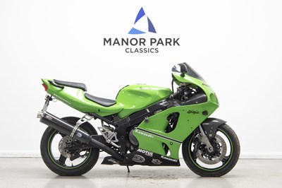 Lot 113 - 1998 Kawasaki ZX-7R Ninja