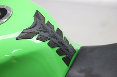 Lot 113 - 1998 Kawasaki ZX-7R Ninja