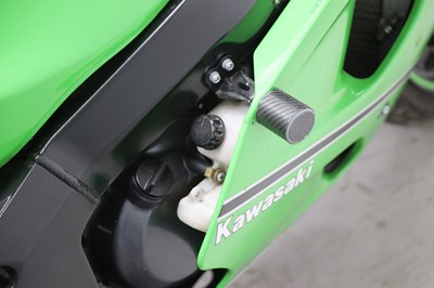 Lot 113 - 1998 Kawasaki ZX-7R Ninja