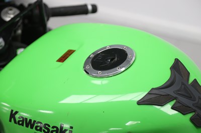 Lot 113 - 1998 Kawasaki ZX-7R Ninja
