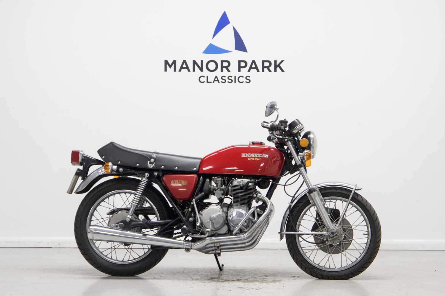 Lot 87 - 1975 Honda CB400F