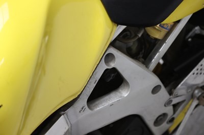 Lot 125 - 1998 Honda CBR900RR Fireblade