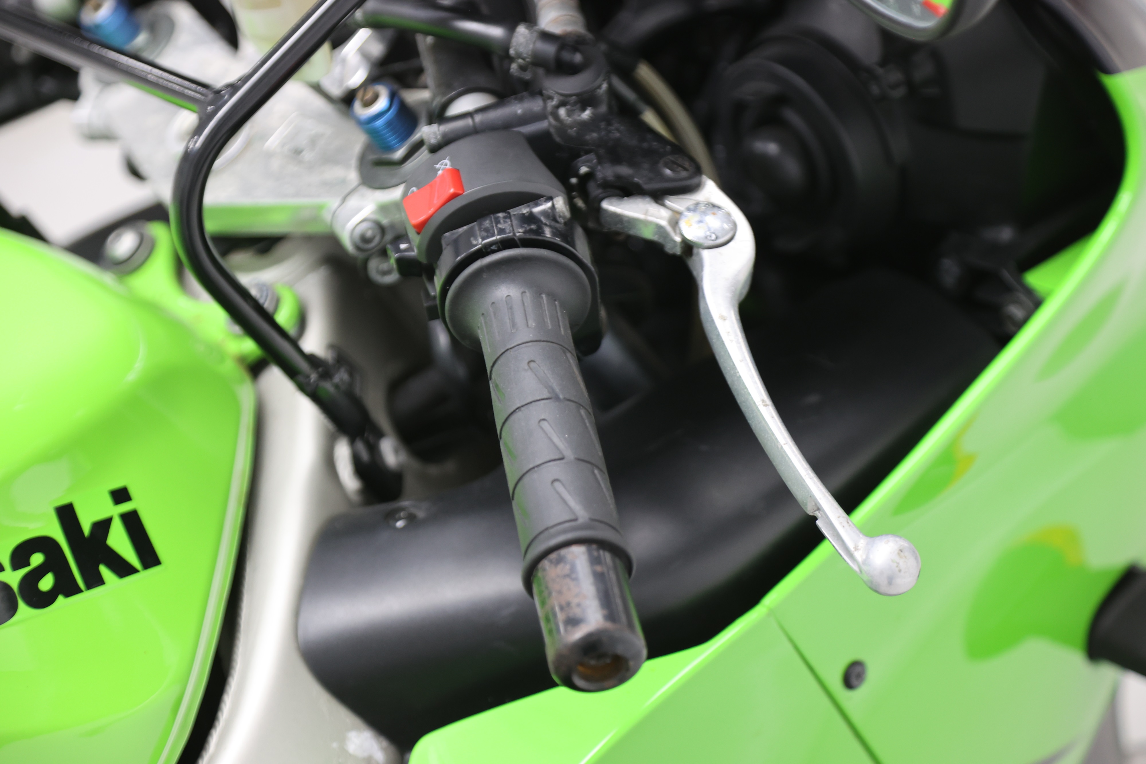 Lot 105 - 2001 Kawasaki ZX-6R Ninja
