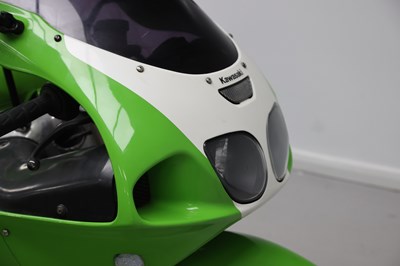Lot 53 - 1998 Kawasaki ZX-7R Ninja