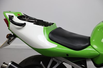 Lot 53 - 1998 Kawasaki ZX-7R Ninja