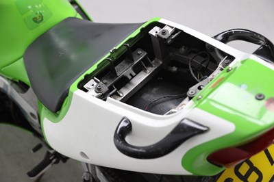Lot 53 - 1998 Kawasaki ZX-7R Ninja