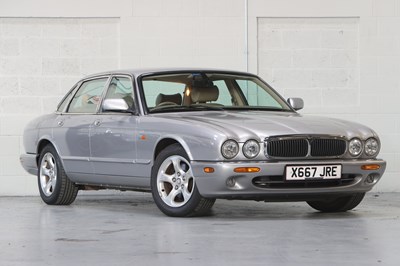 Lot 211 - 2000 Jaguar XJ 4.0 Executive