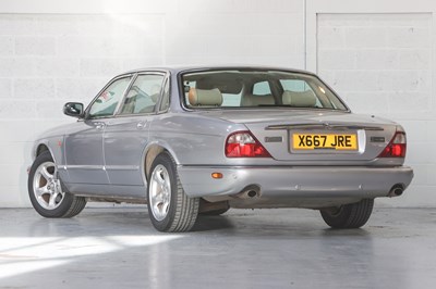 Lot 211 - 2000 Jaguar XJ 4.0 Executive