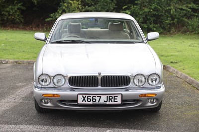 Lot 211 - 2000 Jaguar XJ 4.0 Executive