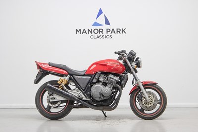 Lot 31 - 1997 Honda CB400SF