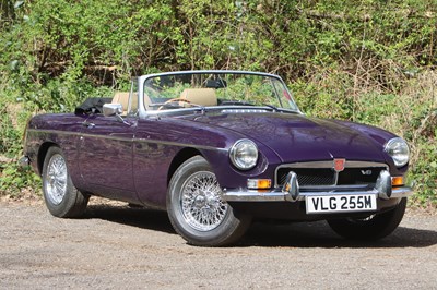 Lot 304 - 1973 MG B Roadster